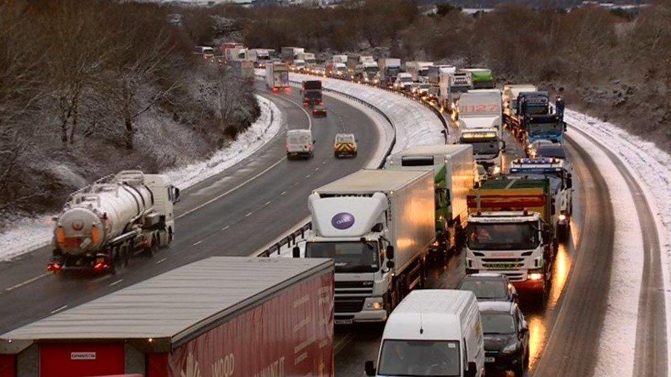 M74 tailbacks