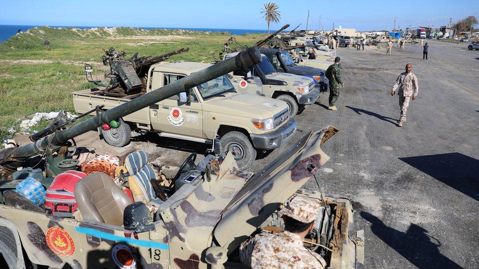 Militias from Misrata defend the outskirts of Tripoli, 6 April