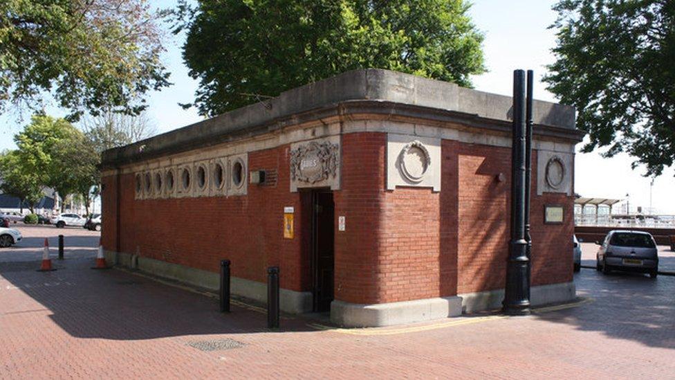 The exterior of the toilets in Hull