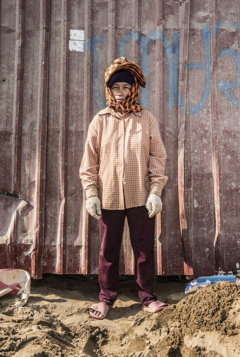 A female construction worker