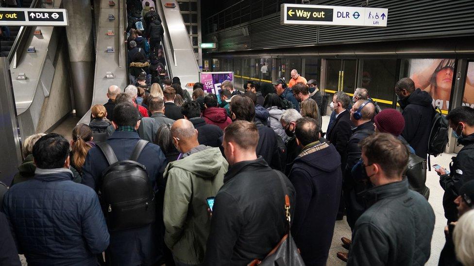 Canary Wharf station