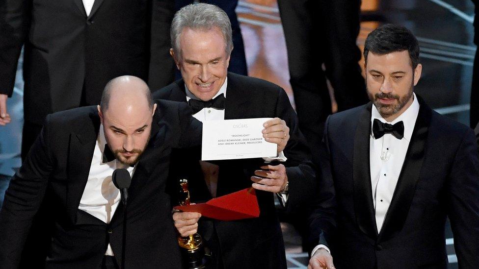 Jordan Horowitz, Warren Beatty and Jimmy Kimmel at the Oscars