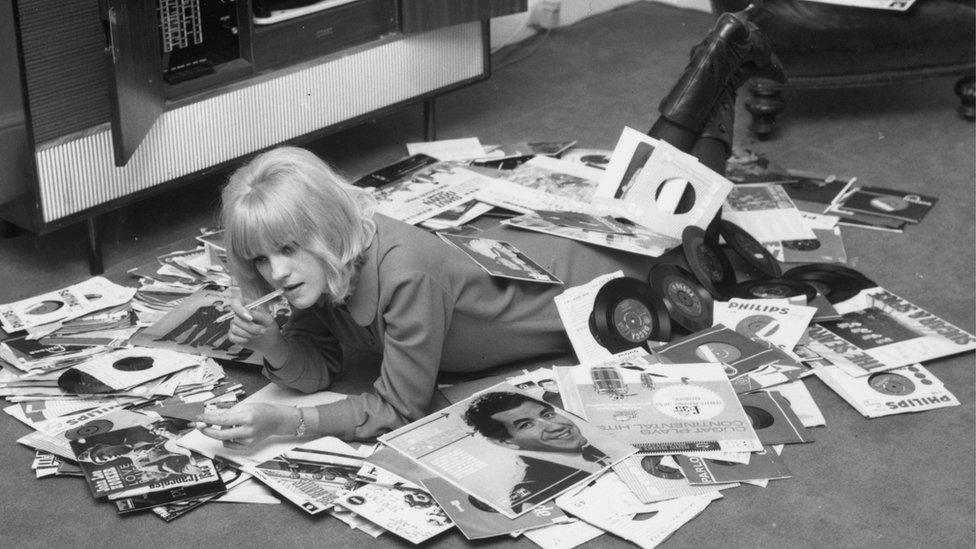 Annie Nightingale