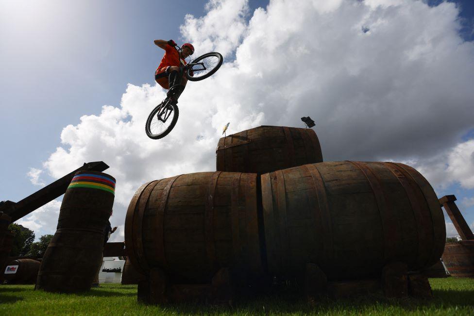 Netherlands' Daan Boverhof in action during Men Elite 26" Trials Semi-Final REUTERS/Matthew Childs