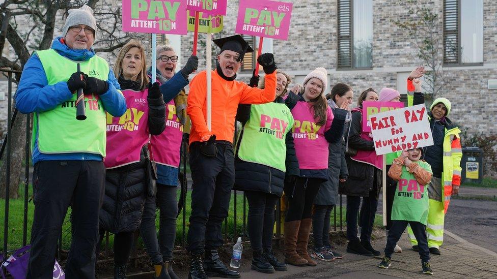 Teachers on the picket line outside Oxgangs Primary School in Edinburgh