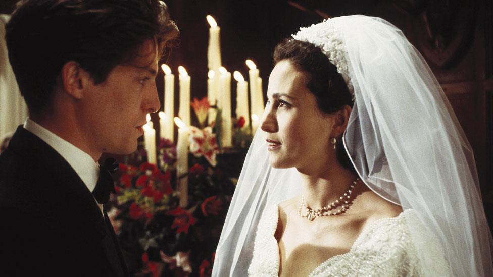 Hugh Grant and Andie MacDowell