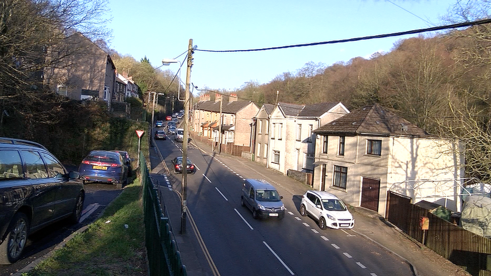 The A472 in Hafodyrynys