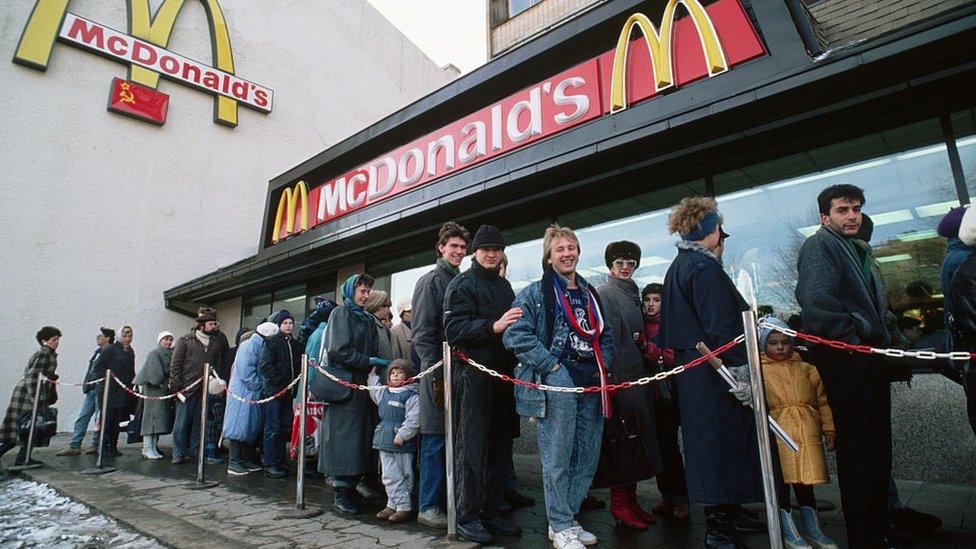 People queue to enter a newly opened McDonald's on Gorky Street in Moscow in 1990