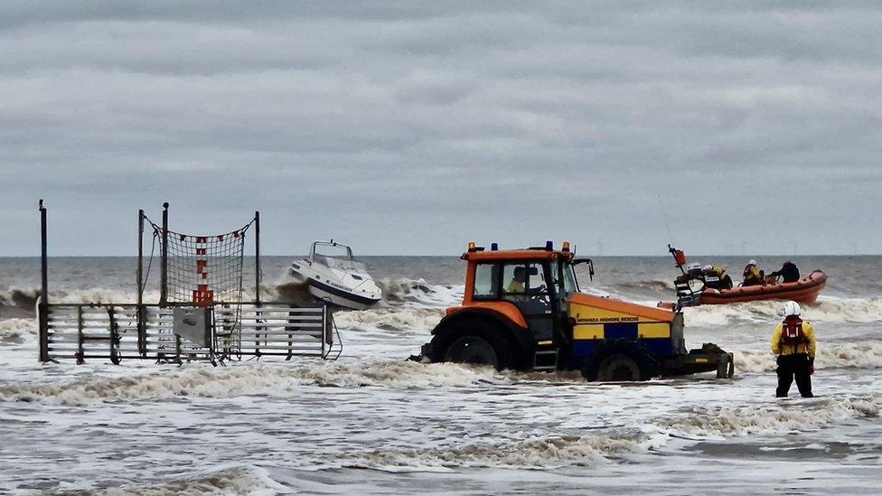 Boat rescue at Hornsea