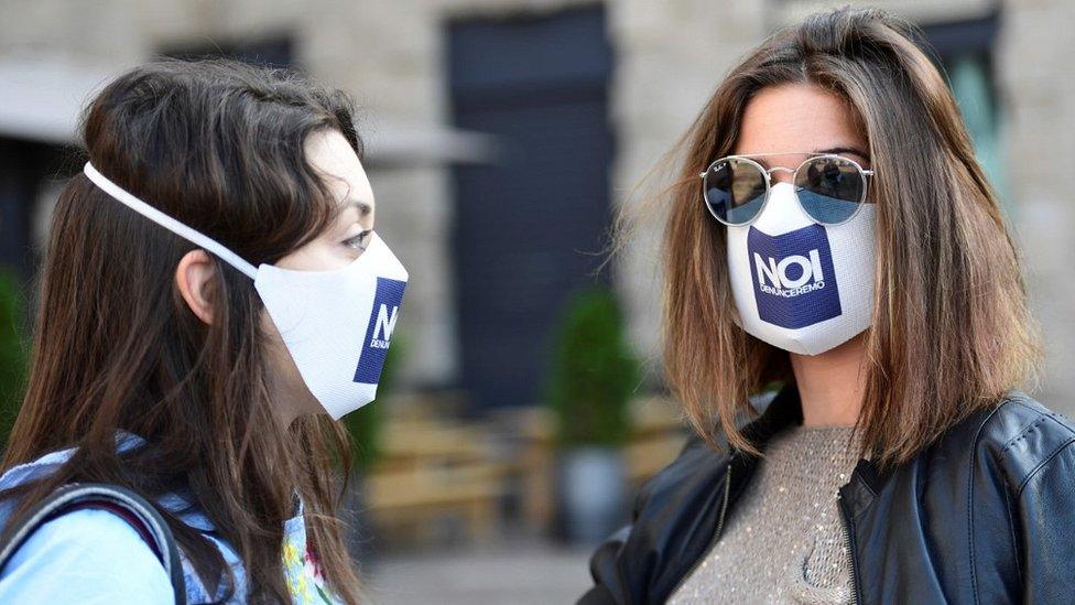 Members of Noi Denunceremo (We will report) citizens' committee at prosecutor's office in Bergamo, 10 Jun 20