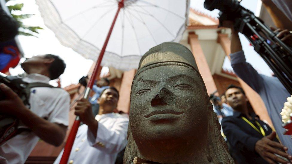 The head belonging to the Harihara statue is seen at Cambodia"s National Museum during a ceremony in Phnom Penh January 21, 2016.