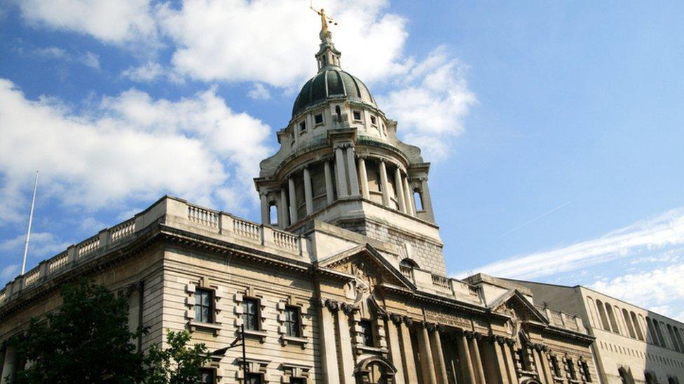 Exterior shot of the Old Bailey