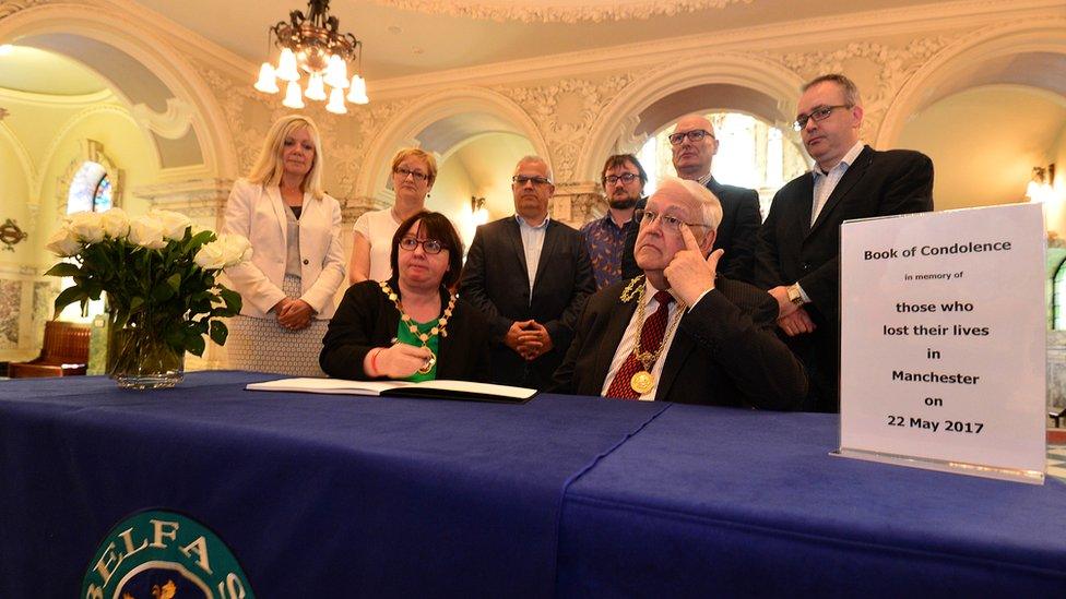 Book of condolence in City hall