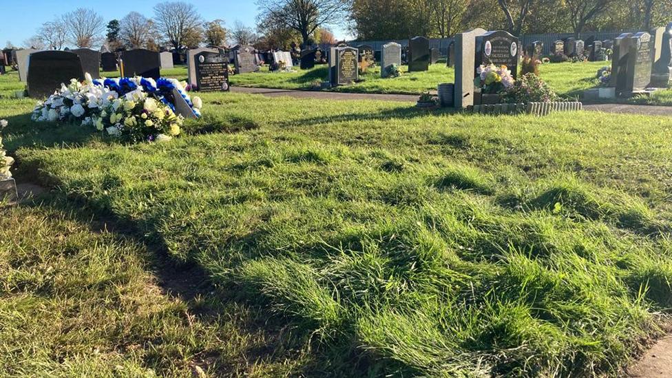 Lowe family grave