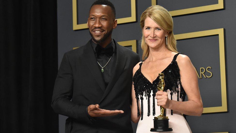 Mahershala Ali and Laura Dern