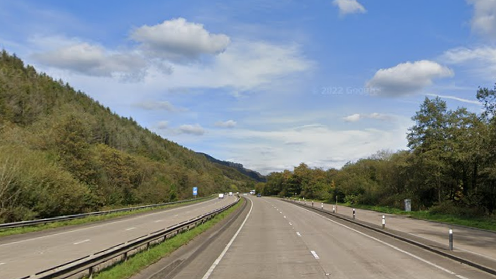 A 465 between Aberdulais and Resolven