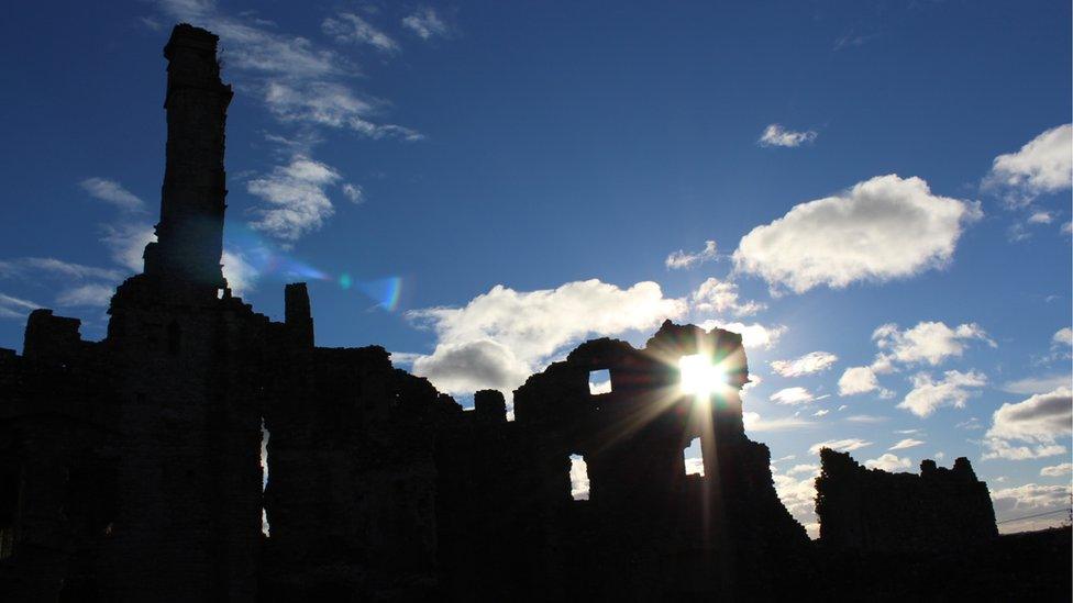 Sunshine at Coity Castle