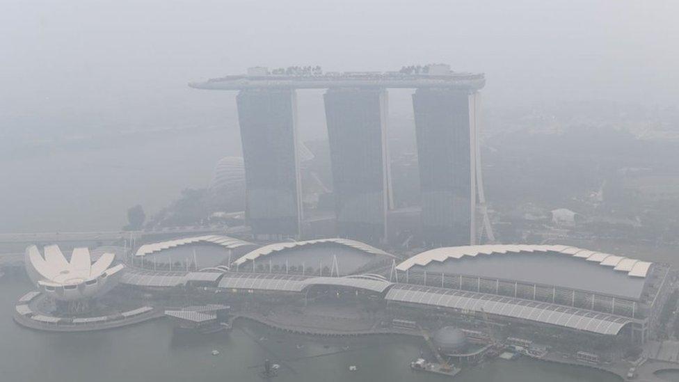 Marina Bay Sands hotel shrouded in haze