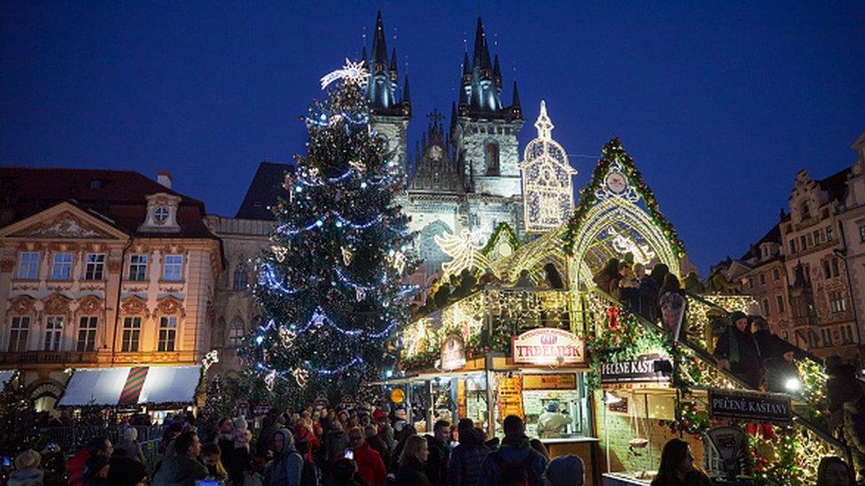 prague christmas tree