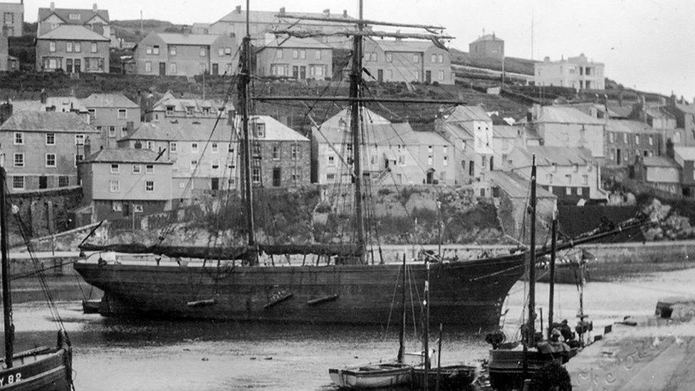 The schooner John Sims at Mevagissey in 1929