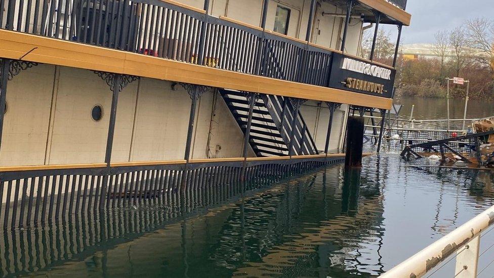 A paddle steamer at Lakeside sunk in the water