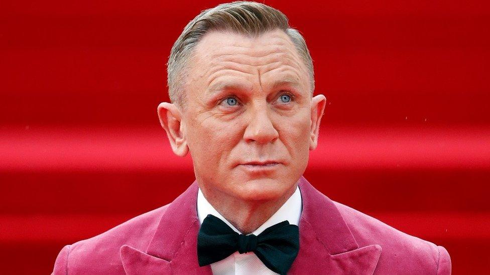 Daniel Craig