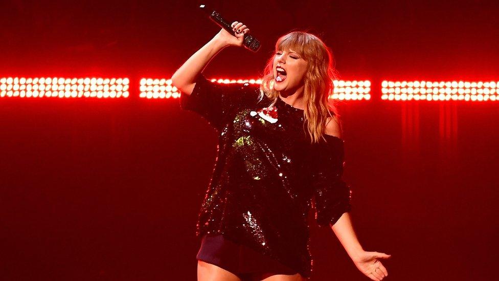 Taylor Swift performs at the Z100's iHeartRadio Jingle Ball 2017 at Madison Square Garden on December 7, 2017 in New York.