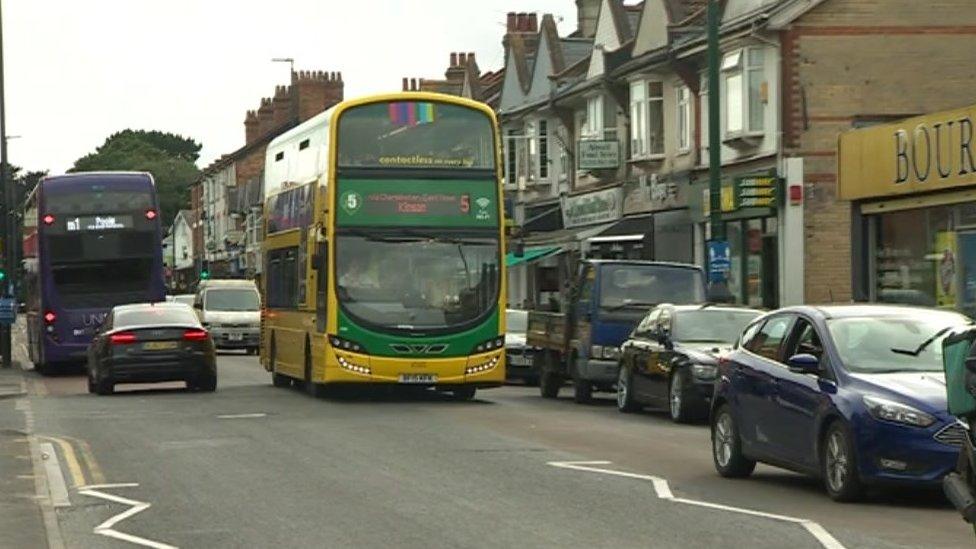 Charminster Road bus