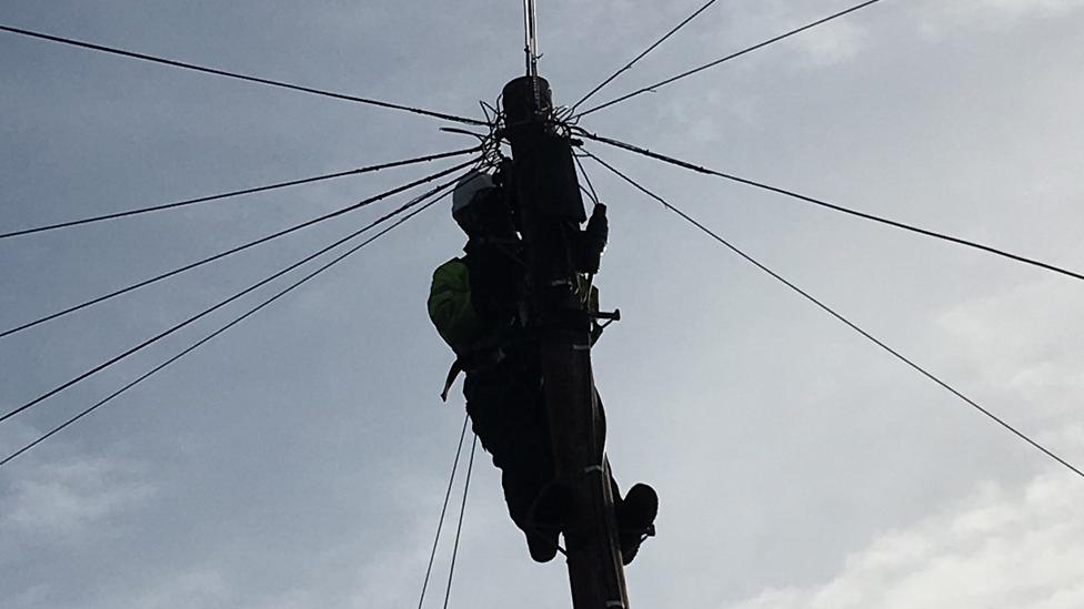 BT man up pole