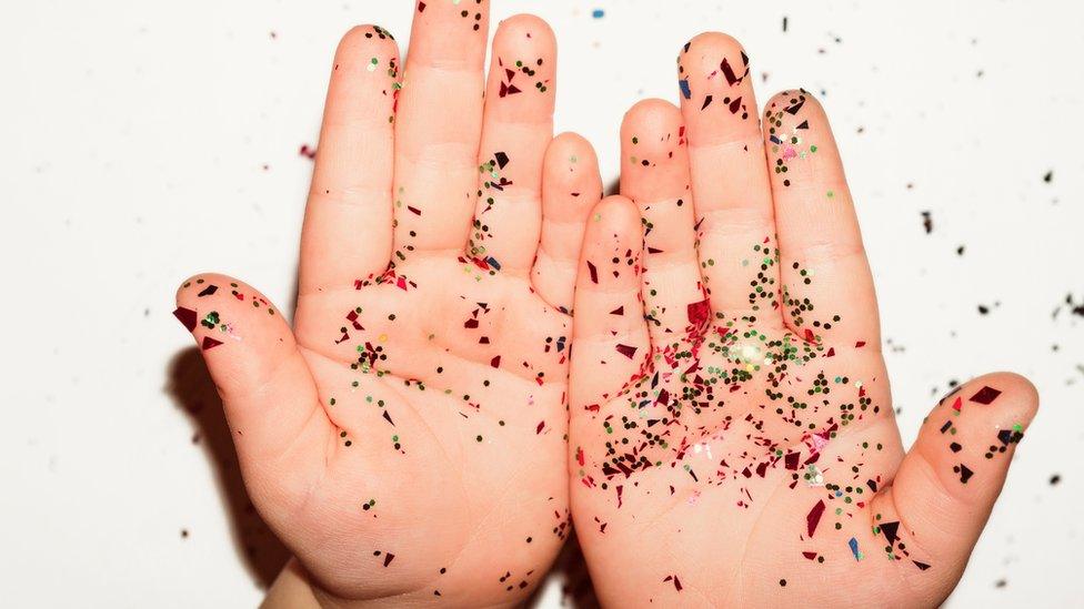 Glitter on hands