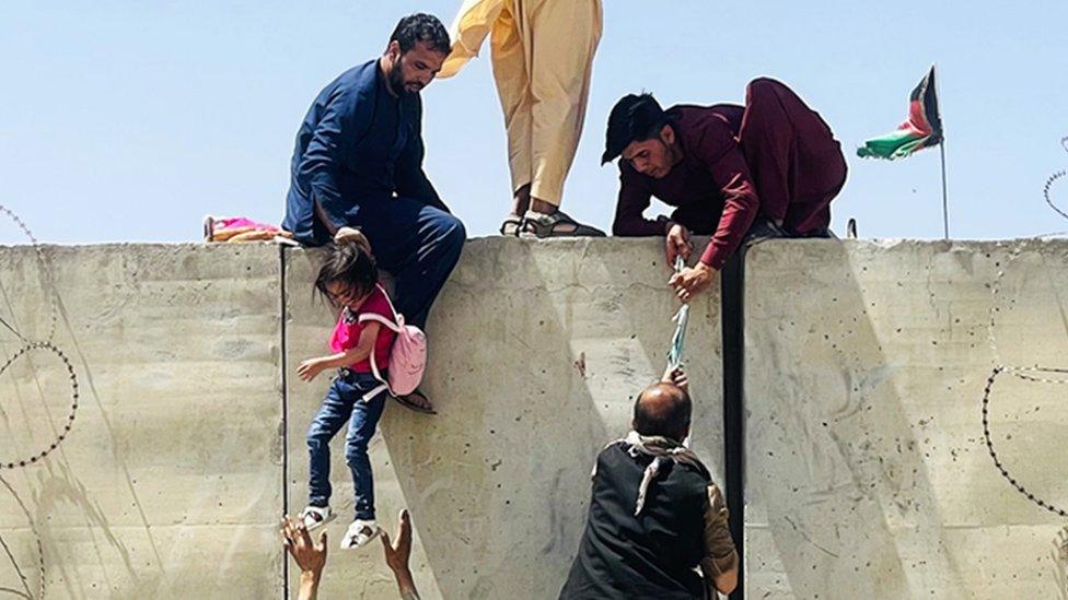 Afghans try to enter Kabul airport