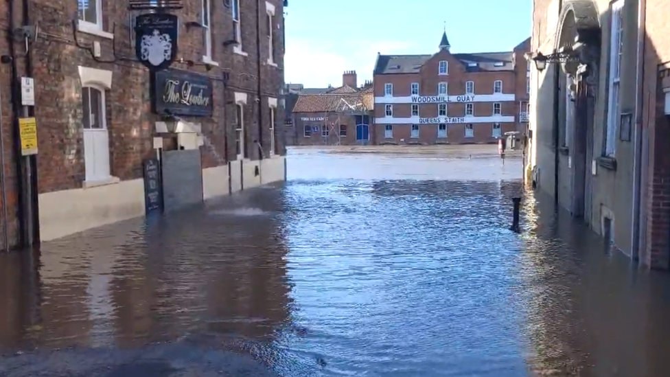 Lowther pub, York