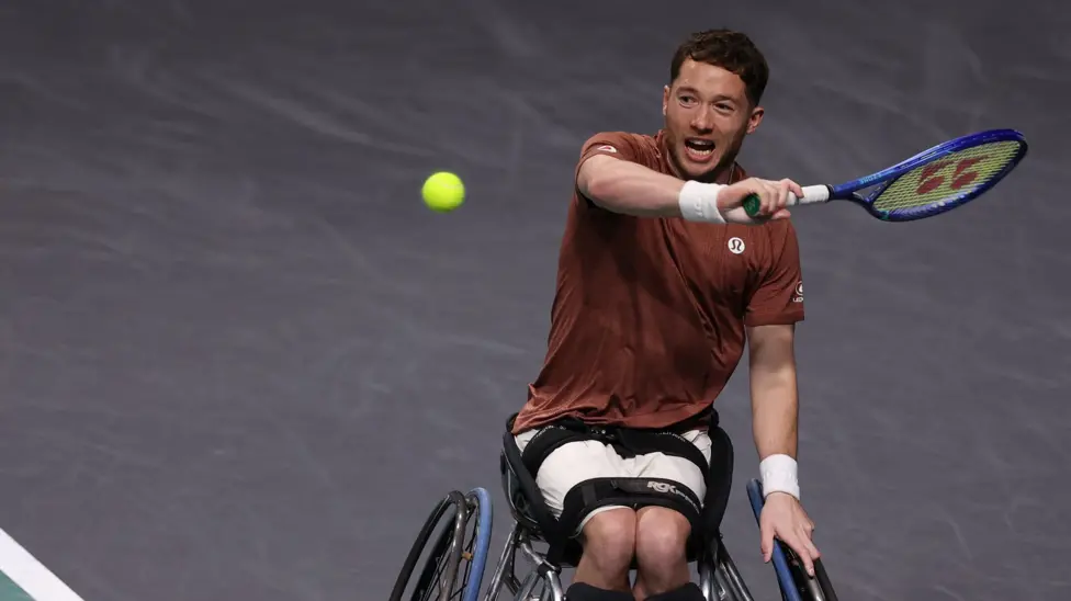 Hewett pierde la final del Masters contra la número uno del mundo, Oda.
