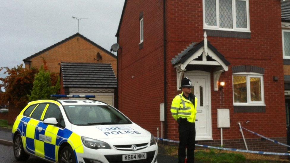 Debdale Avenue, Worcester