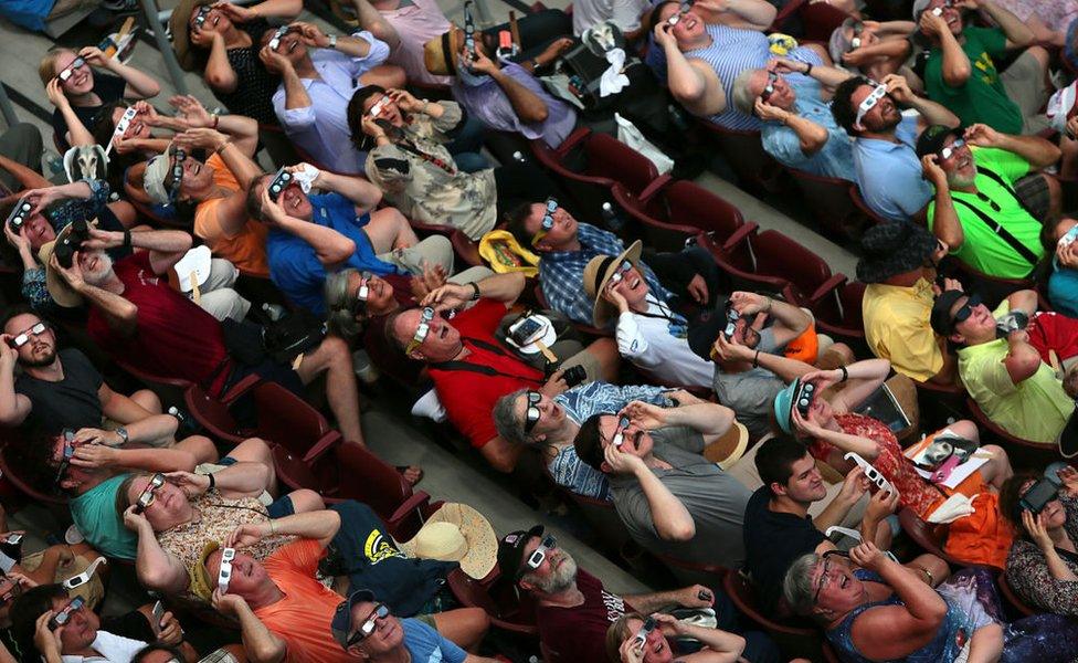 Carbondale eclipse watchers