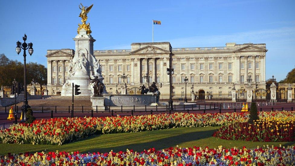 Buckingham Palace Exterior