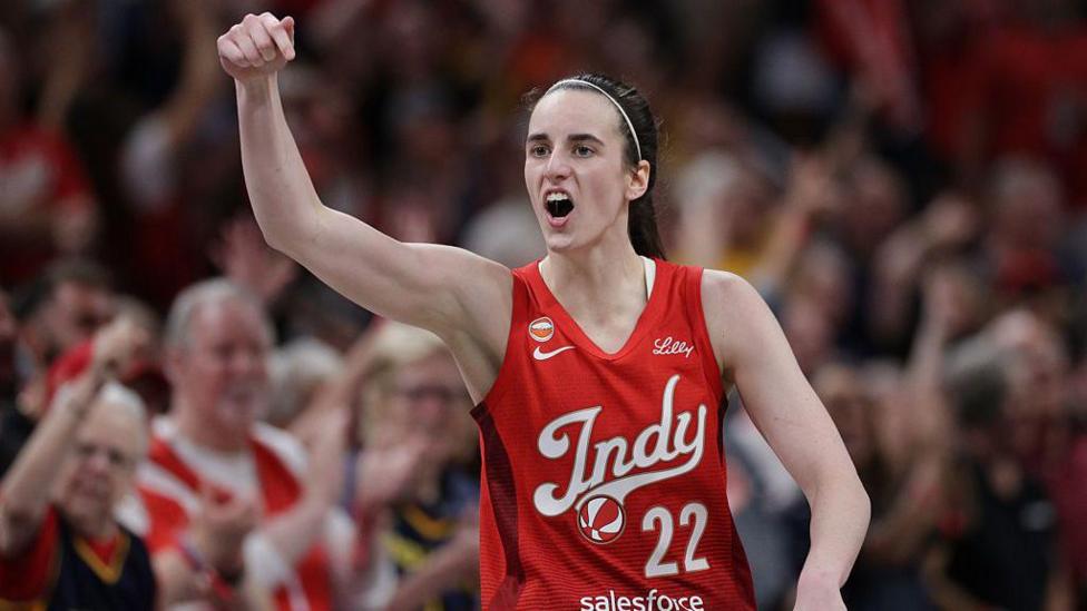Клер встановила рекорд WNBA, набравши 45 очок і зробивши 10 асистів