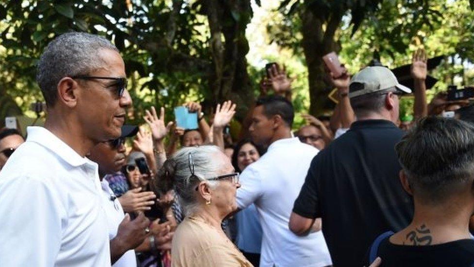 Former US president Barack Obama visits Tirtha Empul temple at Tampaksiring Village in Gianyar on the Indonesian resort island of Bali (27 June 2017)