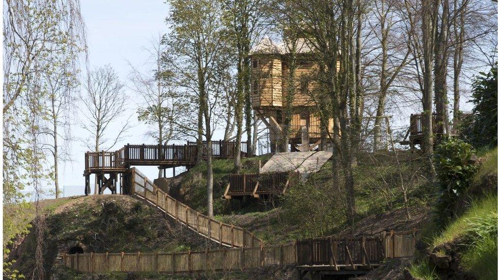 Fort Douglas at Dalkeith Country Park