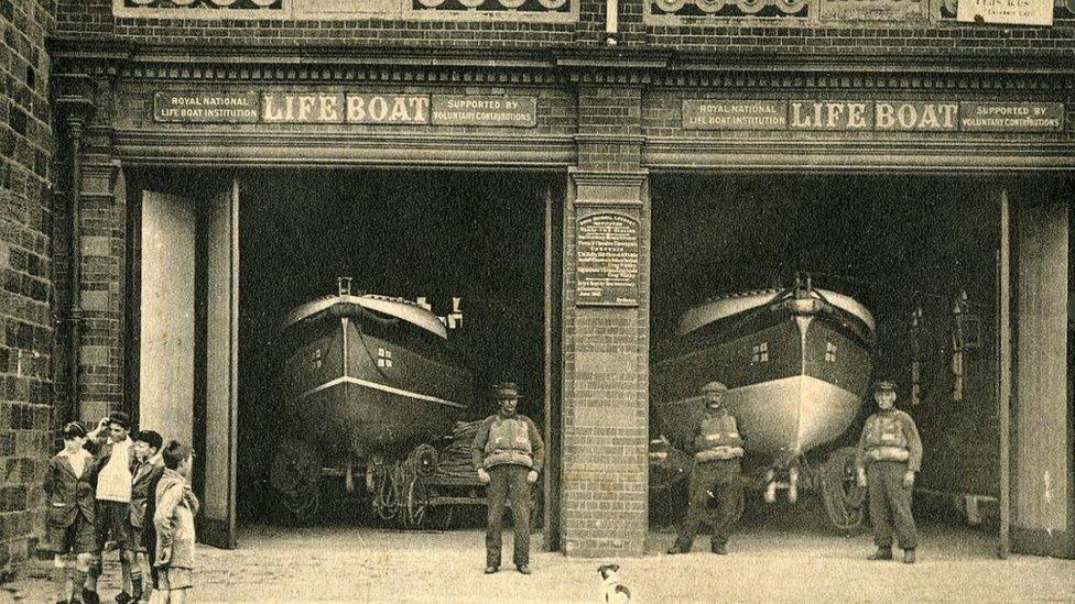 Old photo of Whitby RNLI crew