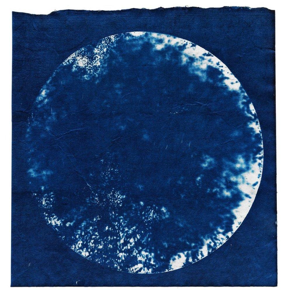 A cyanotype image by Marina Vitaglione showing an air pollution sample from Tolworth Broadway, Kingston Upon Thames, South West London