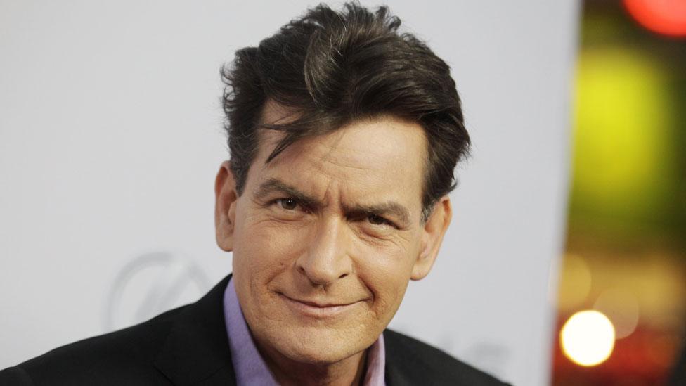 Charlie Sheen 'to make revealing personal announcement' - BBC News