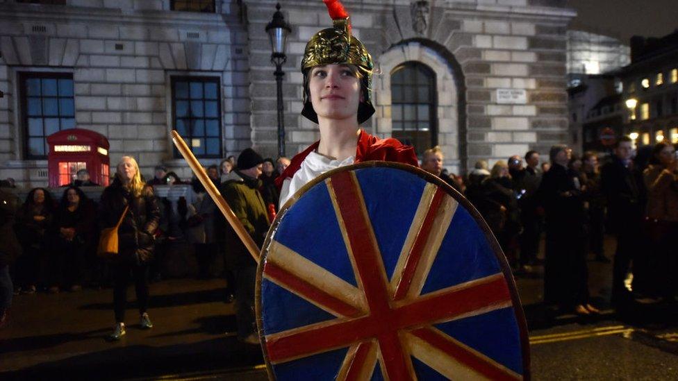 young-person-dressed-as-britannia