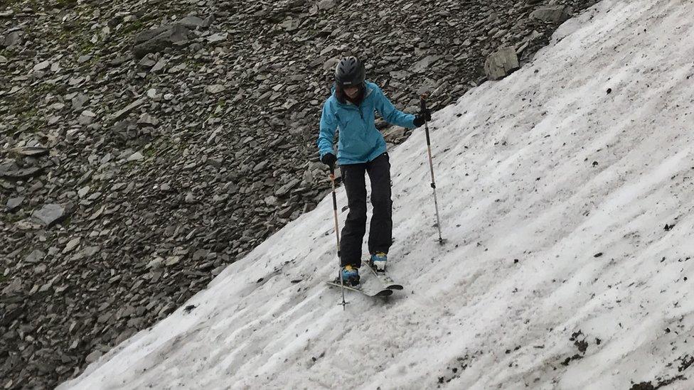 Helen Rennie skiing on Aonach Beag's snow patch