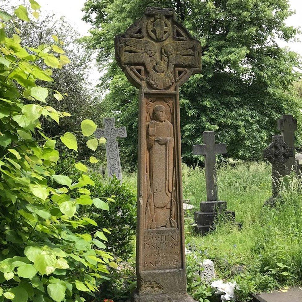 Emmeline Pankhurst's grave, Brompton Cemetery