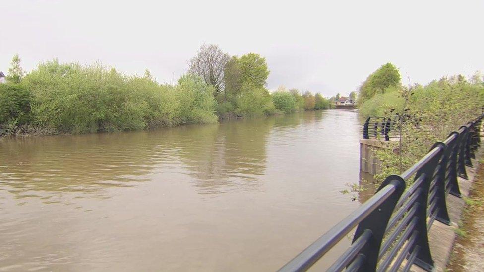 River Mersey, Warrington