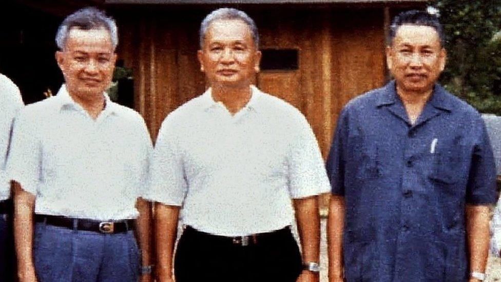 Nuon Chea, centre, alongside Pol Pot, right, and Khieu Samphan in 1986