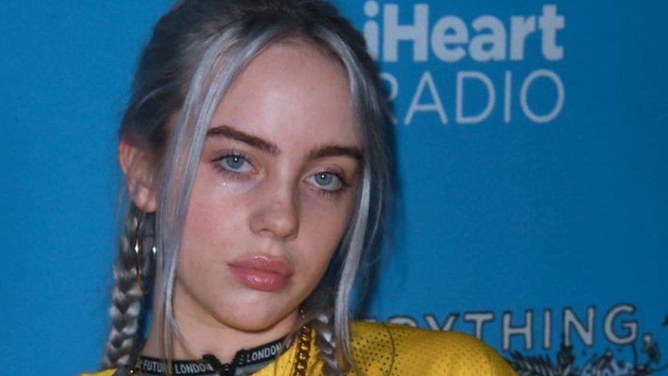 Billie-Eilish-in-2017.