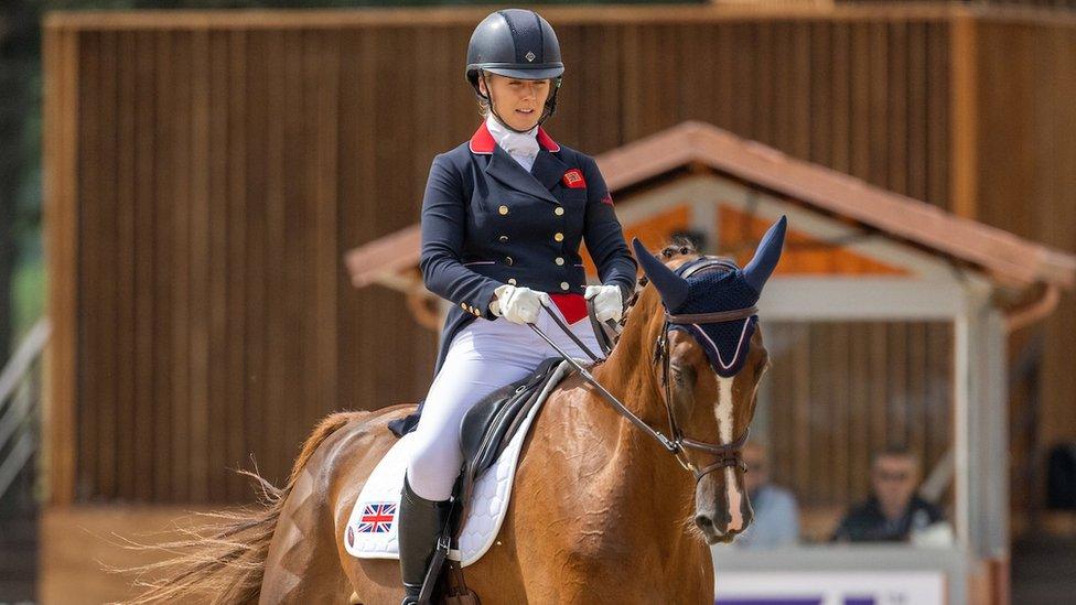 Yasmin Ingham on Banzai du Loir