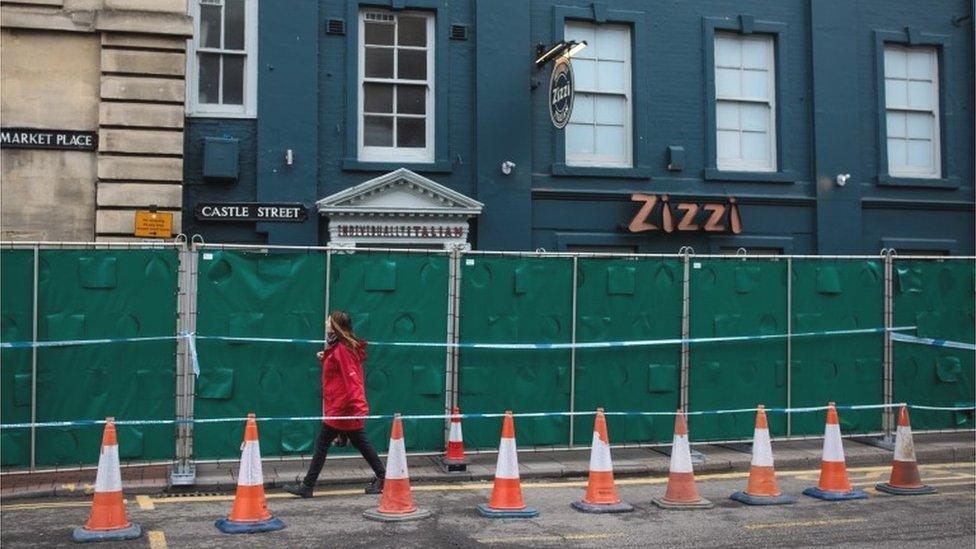 Zizzi cordoned off